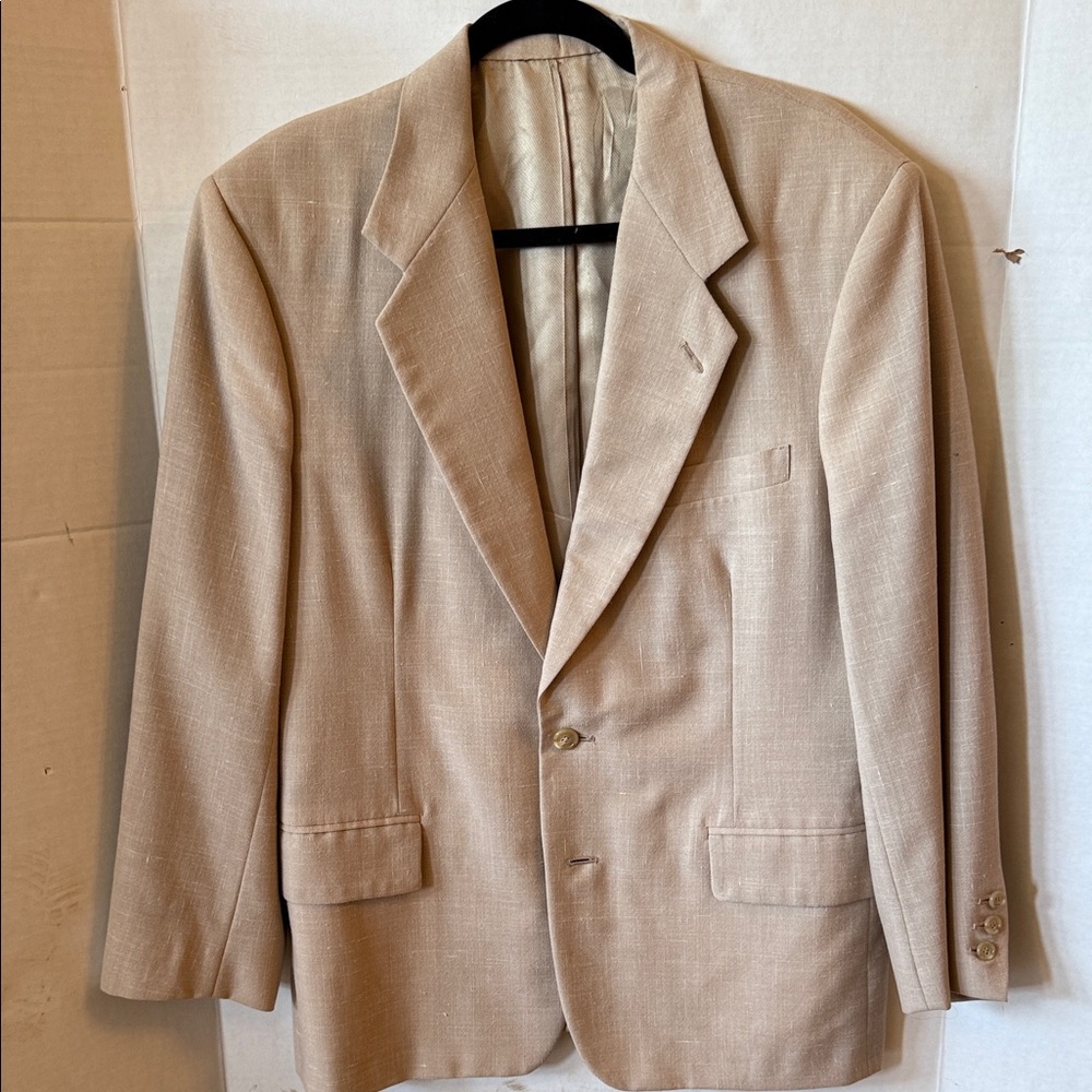 Elegant Beige Men's Blazer